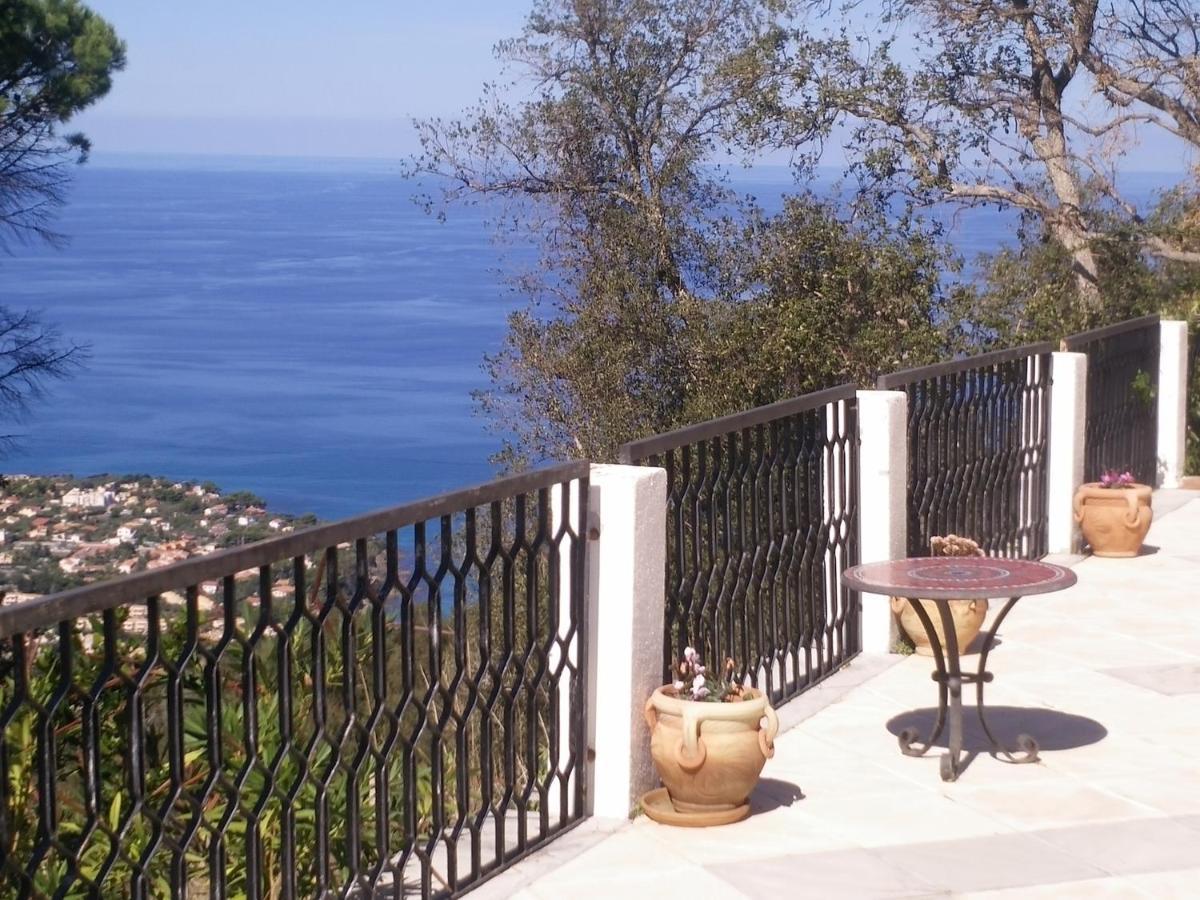 Incantevole Villa Con Vista Mozzafiato Cefalù Eksteriør billede